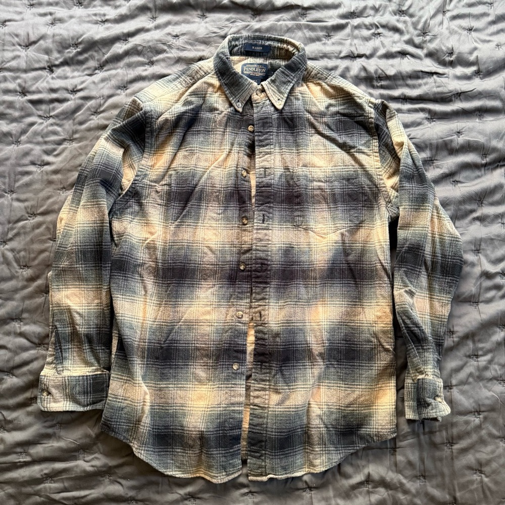 Pendleton Mason Flannel Shirt (broken button)